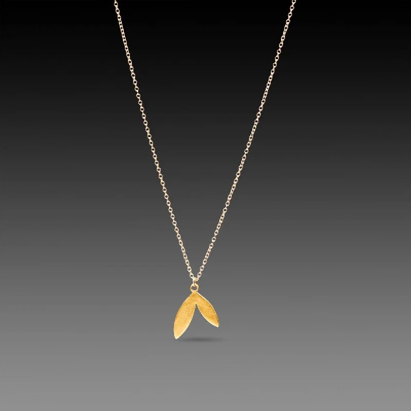 Gold Double Leaf Necklace