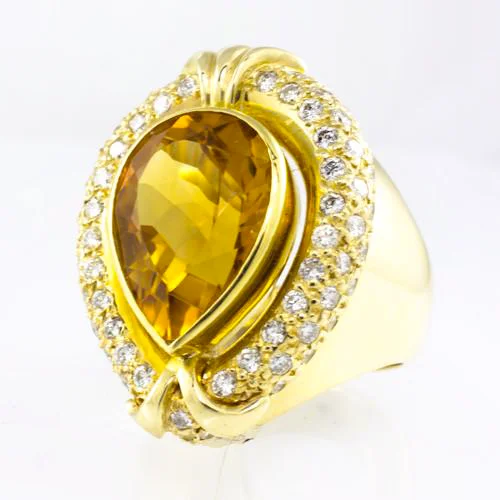 18 Kt Yellow Gold Citrine & Diamond Ladies' Ring