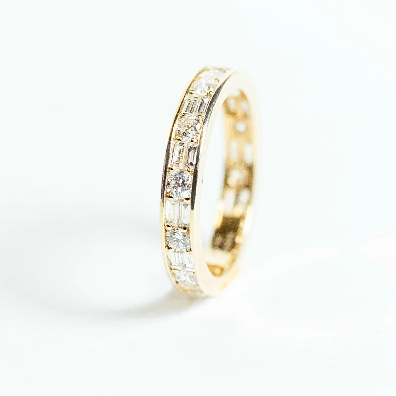 "Gwyneth" Eternity Band