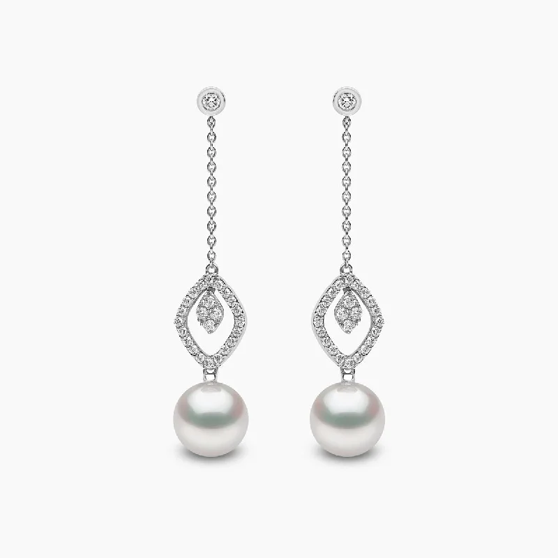 Stylish Chain Trend 18K Gold Freshwater Pearl and Diamond Halo Chain Drop Earrings Stylish Chain Trend 18K Gold Freshwater Pearl and Diamond Halo Chain Drop Earrings