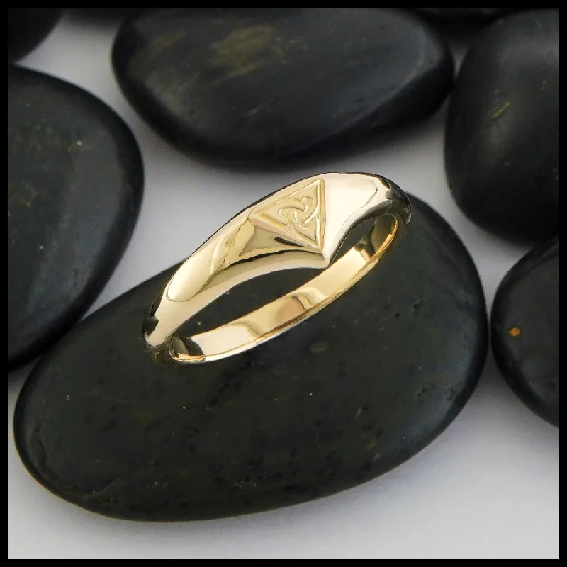 Gold Trinity Knot Ring